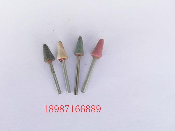 三角錐3mm-8